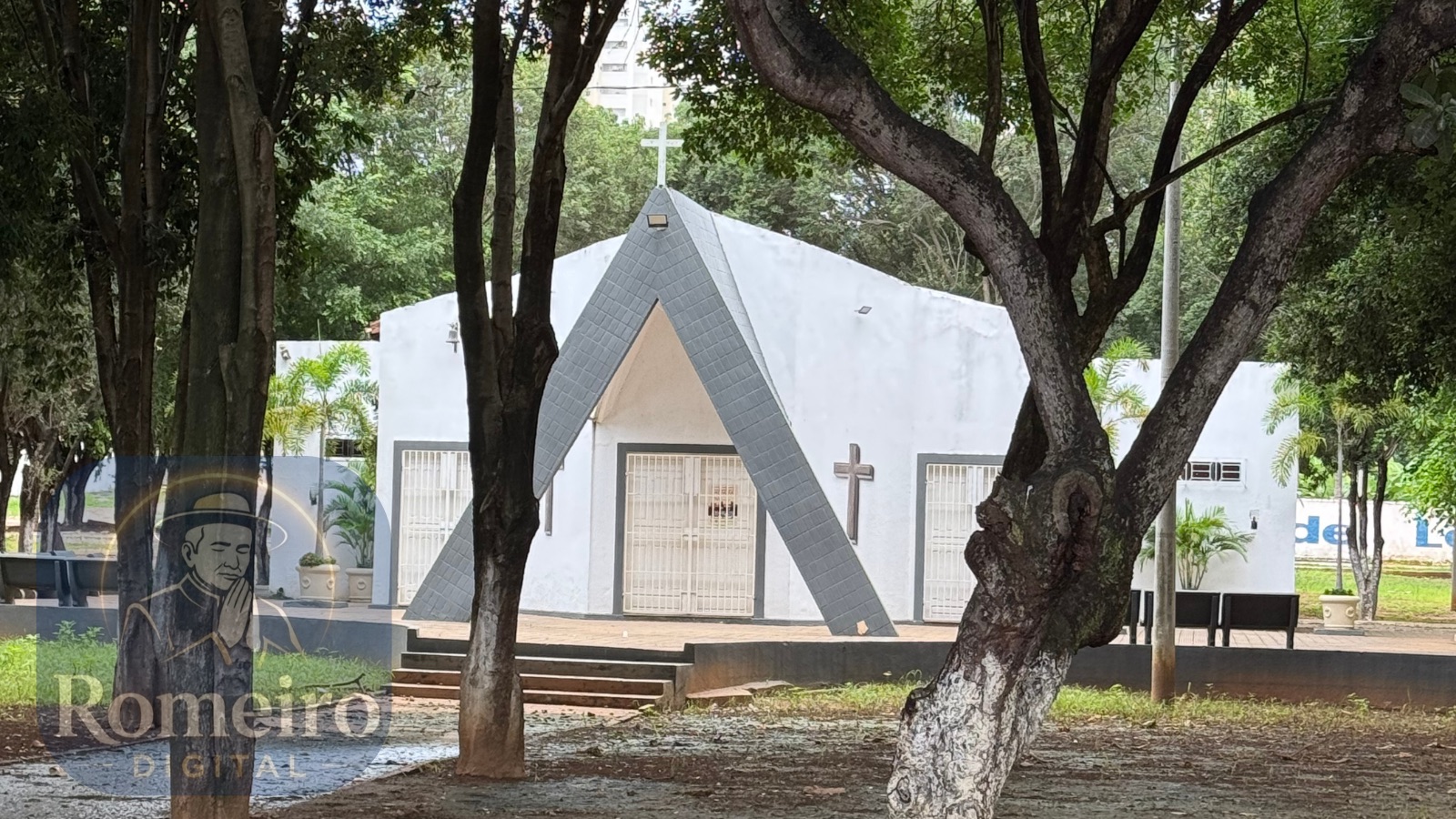 Igreja de Nossa Senhora de Lourdes